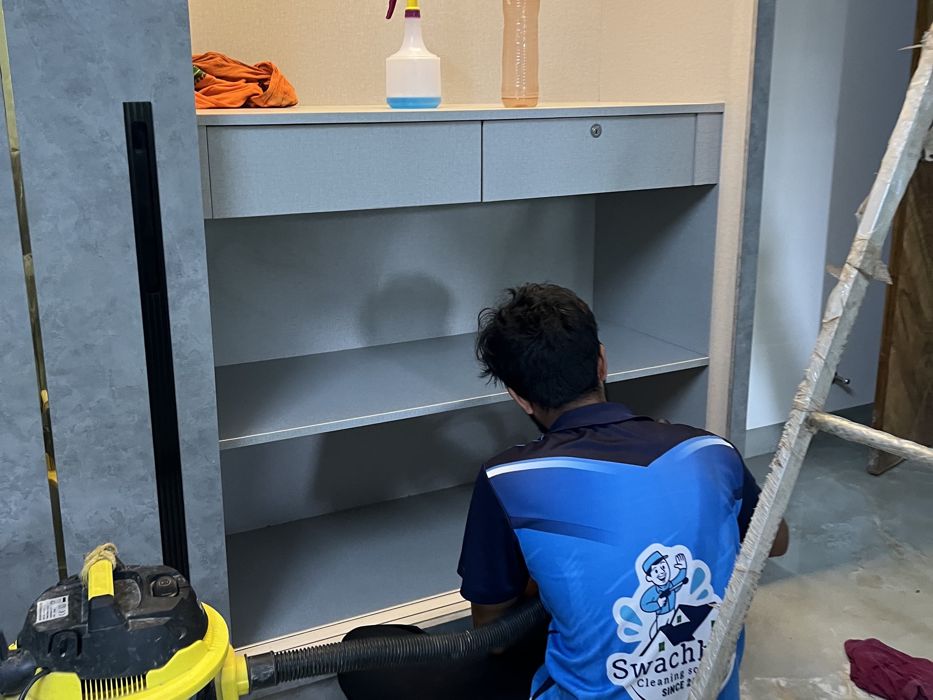 Furniture & Cot Cleaning & Polishing